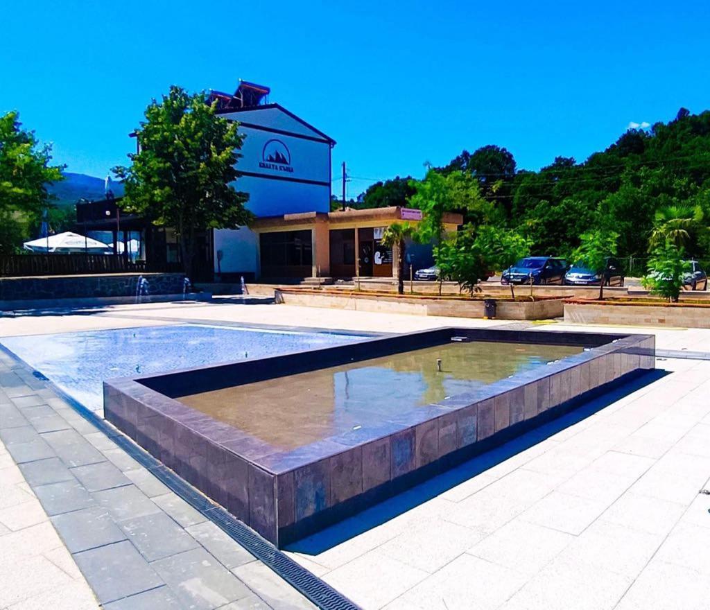 Бялата Къща Hotel Kirkovo  Buitenkant foto