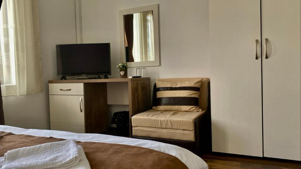Бялата Къща Hotel Kirkovo  Buitenkant foto
